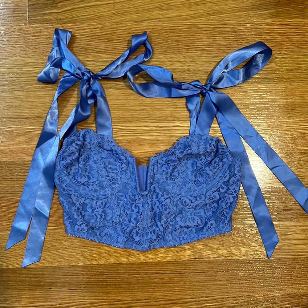 URBAN OUTFITTERS CORSET TOP